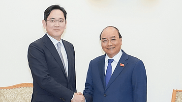 Thủ tướng đề nghị Samsung đầu tư nhà máy sản xuất sản phẩm bán dẫn tại Việt Nam 