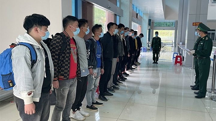 Ngăn chặn 39 người nhập cảnh trái phép qua biên giới