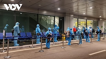 Vietnam to welcome foreigners with vaccine passport under new pilot scheme 