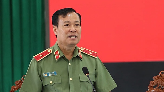 Thiếu tướng Lê Tấn Tới được giới thiệu giữ chức Chủ nhiệm Ủy ban Quốc phòng – An ninh