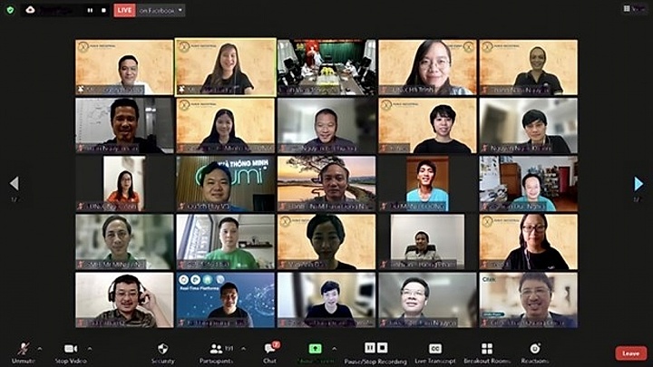 Firms help to improve IT human resources in Vietnam