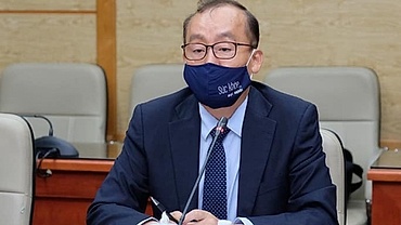 Vietnam on right track to combat COVID-19, says WHO representative 