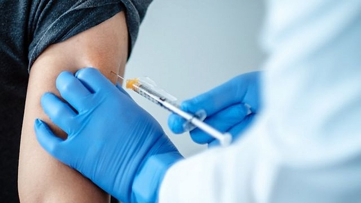 100 volunteers to receive first shot of ARCT-154 vaccine