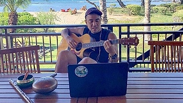 Vietnamese American jazz artist enthuses over music teaching