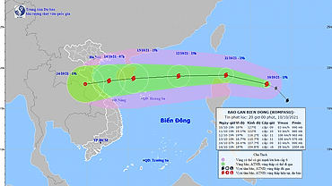 Kompasu moves closer to East Sea, bringing torrential rains to many areas 