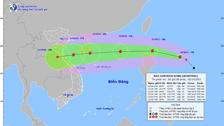 Kompasu moves closer to East Sea, bringing torrential rains to many areas 