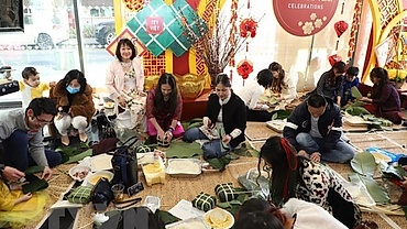 Overseas Vietnamese across nations celebrate Lunar New Year