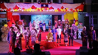 Lao students in Thua Thien - Hue celebrate Bunpimay Festival