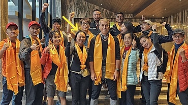 First Vietnamese woman reaches summit of Mount Everest