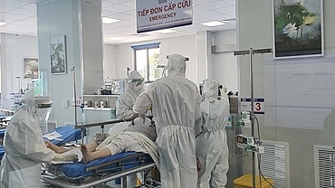Hanoi moves to disband 13 COVID-19 treatment facilities