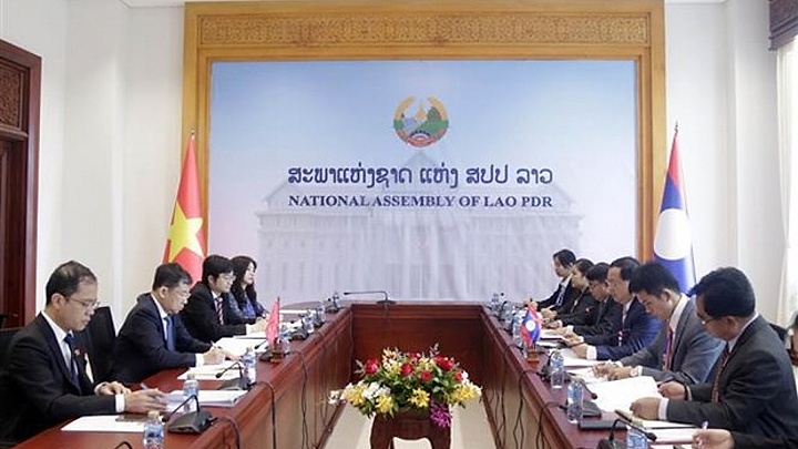 NA Committees for Foreign Affairs of Vietnam, Laos strengthen cooperation