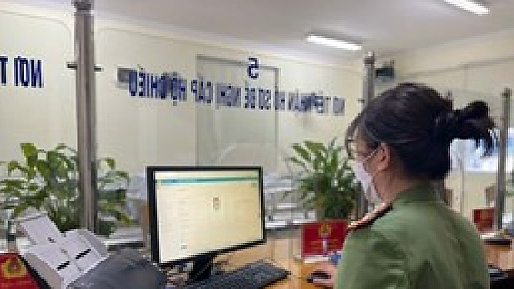 Vietnam to use new passport form from July 1