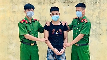 Thanh niên phạm tội hiếp dâm trốn từ Bắc vào Nam, rồi lại ra Bắc vẫn bị bắt