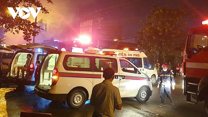 12 killed in karaoke bar fire in southern Vietnam 