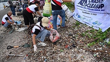 East Asian nations commit to dealing with plastic pollution at sea
