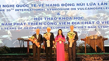 Vietnam hosts int'l symposium on volcanic caves 