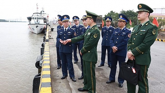 China coast guard delegation visits High Command of VCG Region 1