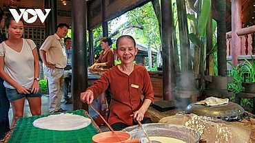 Thúc đẩy du lịch qua Bộ ẩm thực tiêu biểu cụm miền Trung 