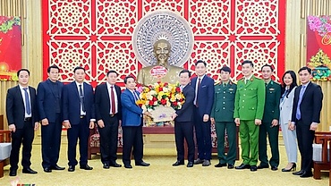 Lao localities, agencies extend Tet greetings to Nghe An