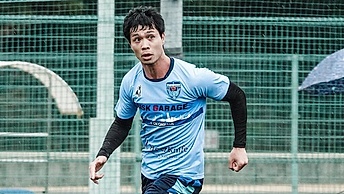 Công Phượng lần đầu đá chính ở Yokohama FC