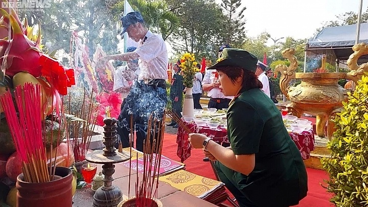 Incense offered to commemorate 64 Johnson Reef battle martyrs