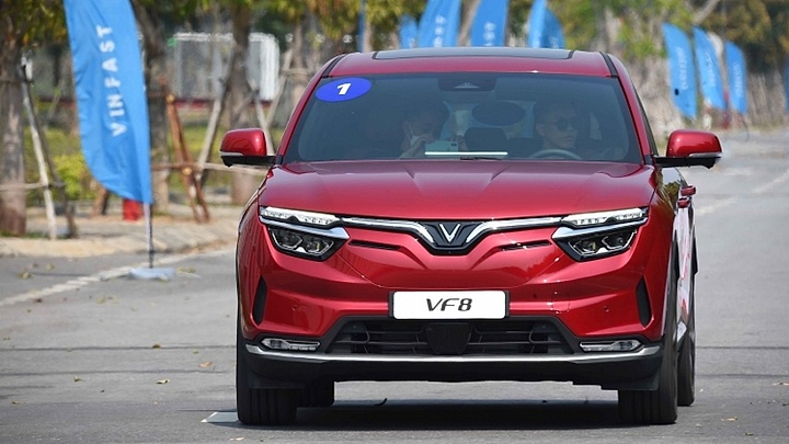 VinFast bổ sung số lượng VF8 xử lý phanh cầu trước 