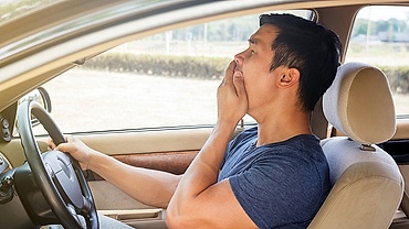 10 mẹo giữ tỉnh táo khi lái xe