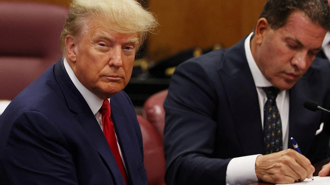 Dư luận Mỹ phản ứng trái chiều trước việc truy tố cựu Tổng thống Trump