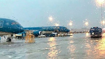 Bad weather affects 140 flights at Tan Son Nhat Airport
