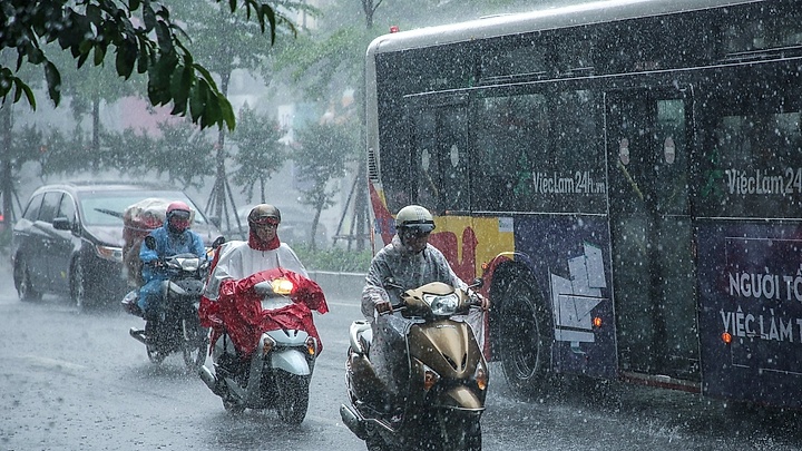 Thời tiết ngày 30/9: Mưa diện rộng ở Bắc Bộ, Tây Nguyên và Nam Bộ