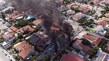 Hamas tiếp tục nã rocket, Israel tăng cường không kích