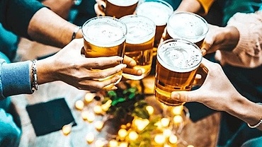 Uống nhiều rượu bia trong ngày tết coi chừng viêm tụy cấp