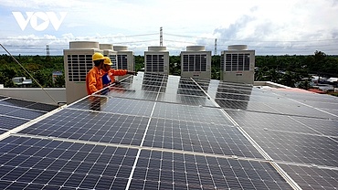 Khuyến khích phát triển điện mặt trời mái nhà không kinh doanh, mua bán