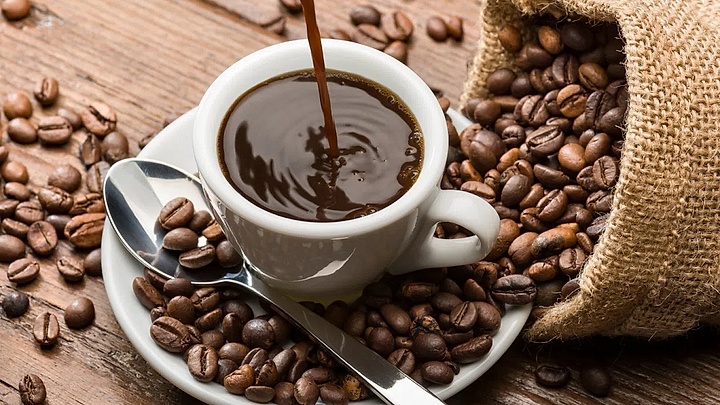 Giá cà phê hôm nay 16/5: Giá cà phê Robusta và Arabica duy trì mạch giảm