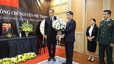 Thủ tướng Thái Lan Srettha Thavisin viếng Tổng Bí thư Nguyễn Phú Trọng