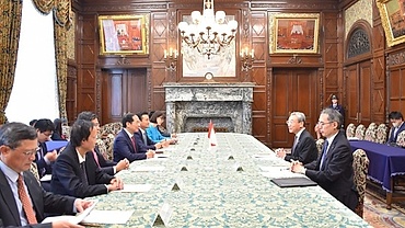 FM Son upbeat about flourishing comprehensive strategic partnership with Japan