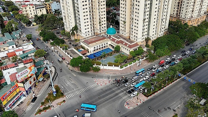 Hiện trạng các tuyến phố dự kiến cho thuê vỉa hè ở Hà Nội