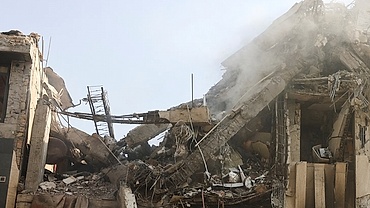 Iran nói bắn rơi máy bay Israel và bắt được phi công, Israel gọi đó là tin giả
