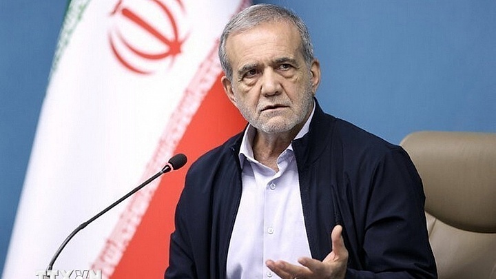 Iran tiếp tục chỉ trích Mỹ, tàu sân bay thứ ba của Washington đến Trung Đông