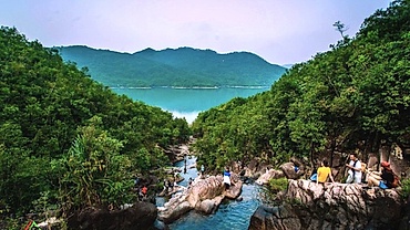 Vietnam shares experience in sustainable tourism development at global ecotourism forum