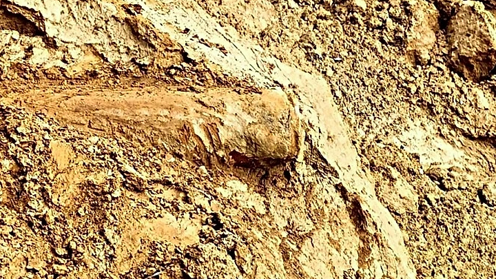 200kg wartime bomb discovered on Ha Tinh riverbank