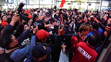 Vietnam U23 welcomed home by fans after Asian Cup campaign