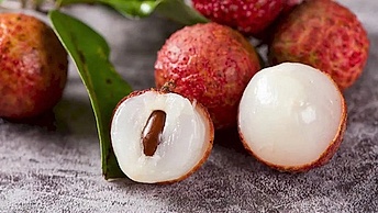 Ăn trái cây cũng nổi mụn? Những loại quả bạn nên dè chừng