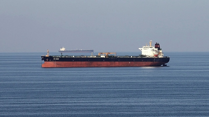 Việt Nam duy trì trao đổi với Iran về tình hình tại eo biển Hormuz