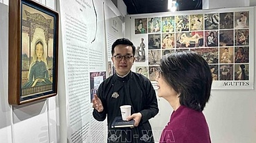 Young Vietnamese artists shine in France with “Thien Ly Road” award