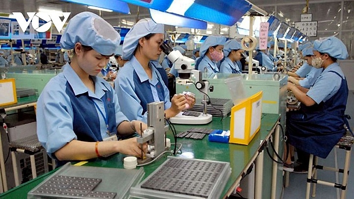 Electronics exports surge 45% to over US$30.7 billion in Q1