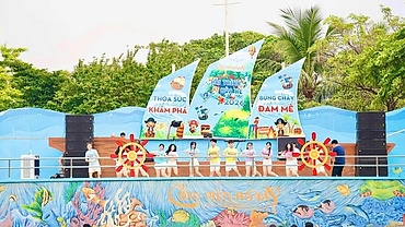 Hanoi rolls out vibrant tourism activities during April 30-May 1 celebrations