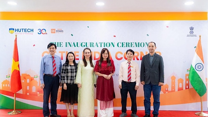 “India Corner” launched to promote Vietnam-India academic exchange