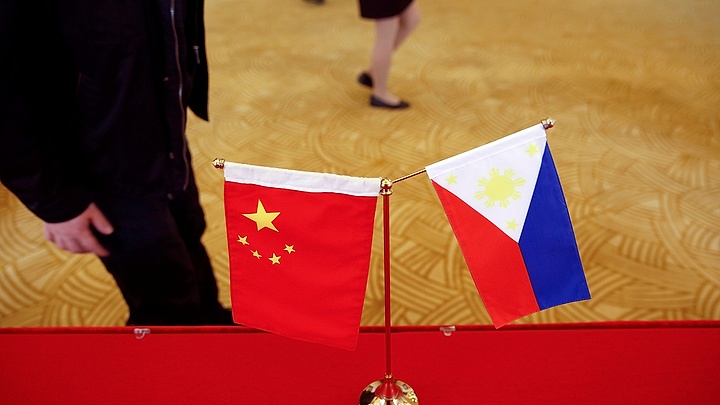 Trung Quốc tuyên bố quan hệ với Philippines đối mặt “khó khăn nghiêm trọng”