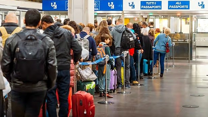 Hy Lạp là quốc gia đầu tiên của EU thay đổi quy định về kiểm tra sinh trắc học